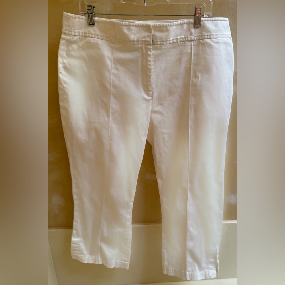 White Cropped Pants